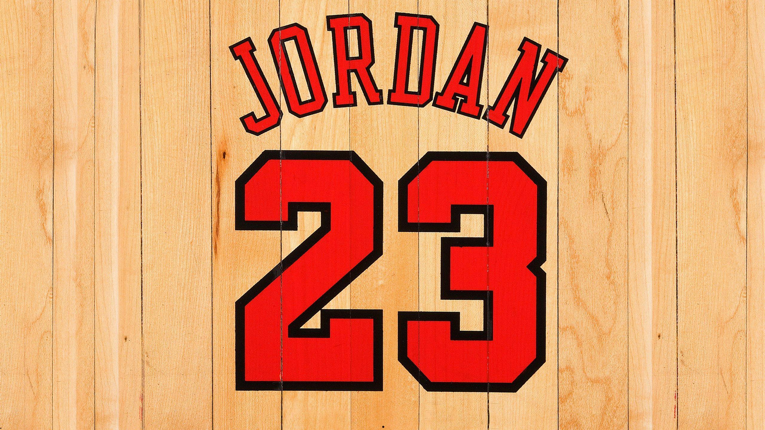 NBA季后赛史诗级抢七大战，绝杀与荣耀之夜
