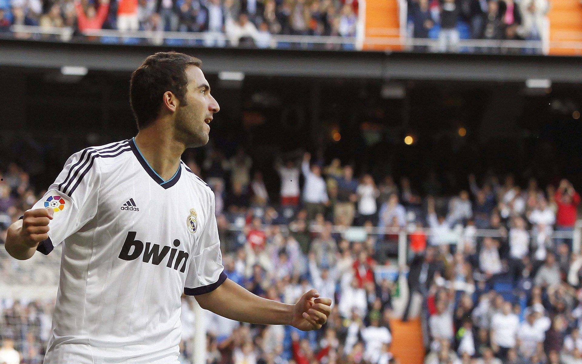 阿尔代尔追忆罗马峥嵘岁月，托蒂射门技艺冠绝全队 直言卡萨诺对谁都不尊重的争议往事